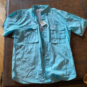 NWT men’s hook and tackle fishing shirt